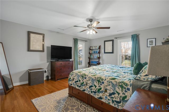 10219 Windbluff Dr, Henrico, VA 23238