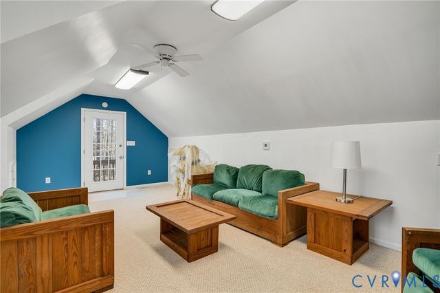 10219 Windbluff Dr, Henrico, VA 23238