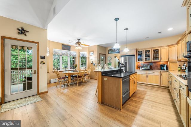 1416 HARRY ST, Conshohocken, PA 19428