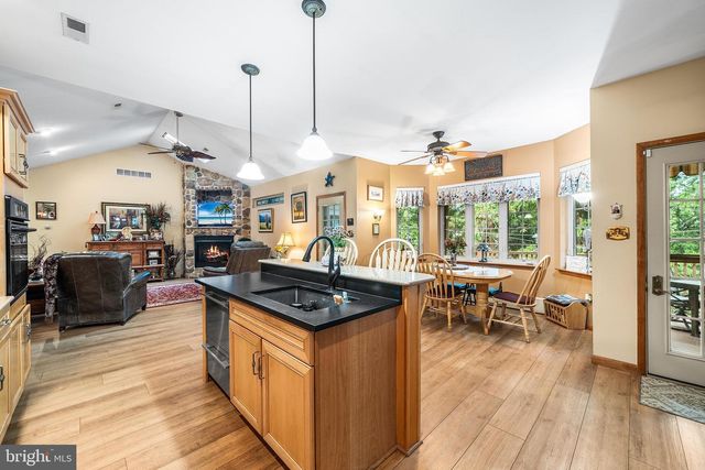 1416 HARRY ST, Conshohocken, PA 19428