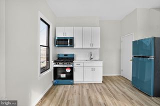 2252 S HICKS ST #3, Philadelphia, PA 19145