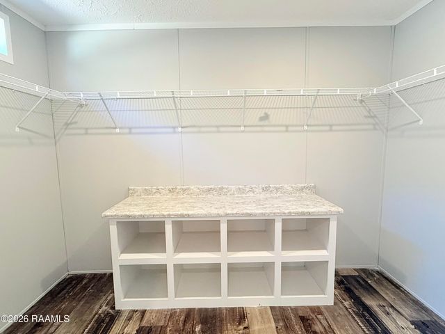 1084 Huval Street, Breaux Bridge, LA 70517