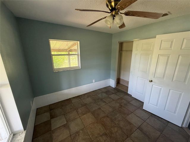 15816 MULLINS BOULEVARD, Umatilla, FL 32784