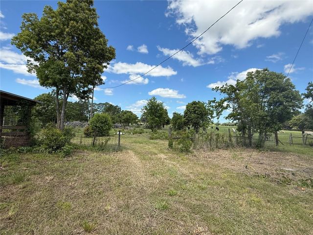 15816 MULLINS BOULEVARD, Umatilla, FL 32784