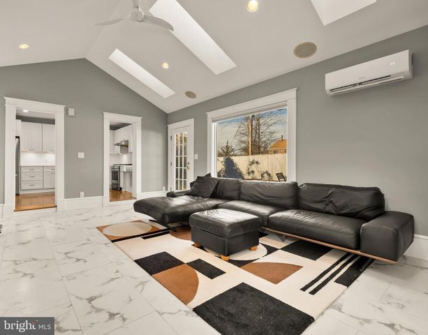 1308 LAWRENCE ST NE, Washington, DC 20017