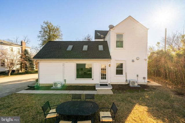 1308 LAWRENCE ST NE, Washington, DC 20017