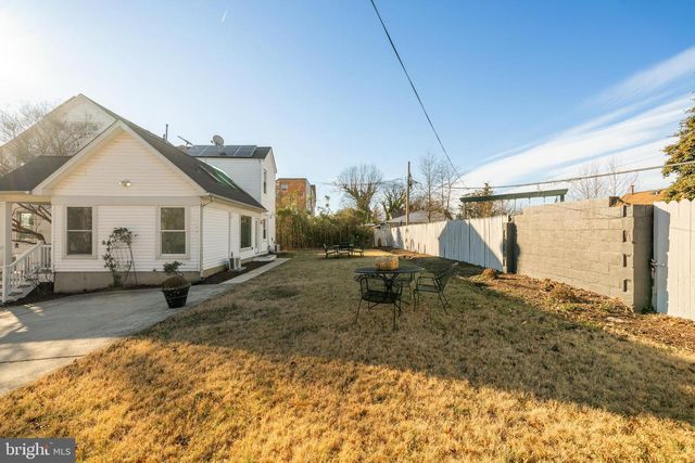 1308 LAWRENCE ST NE, Washington, DC 20017