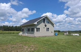 27048 Hawthorn Road N, Hinckley, MN 55037