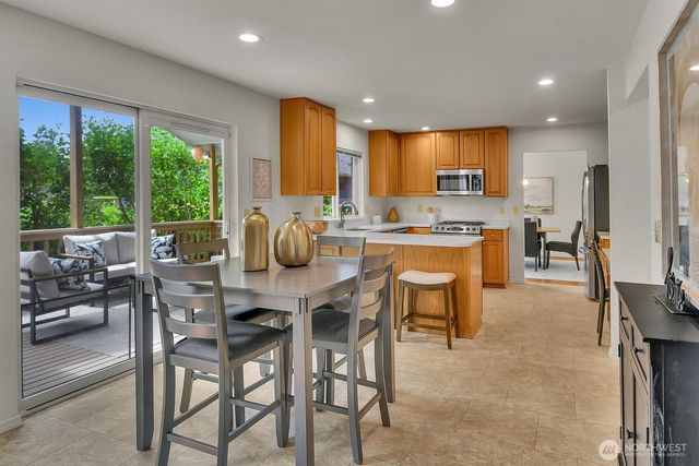7619 NE 125th Street, Kirkland, WA 98034