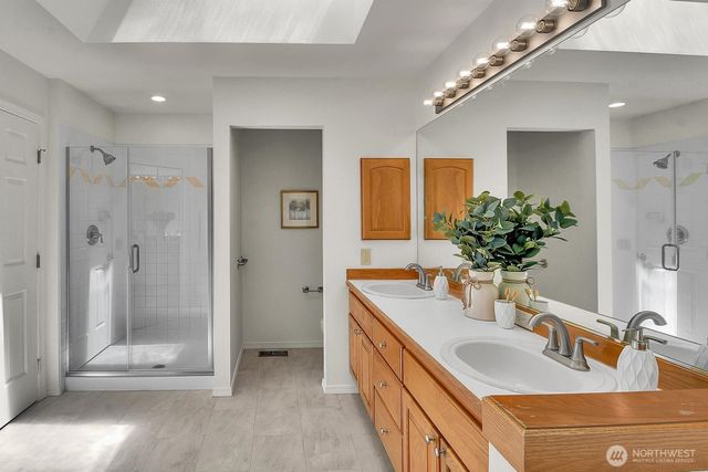 7619 NE 125th Street, Kirkland, WA 98034