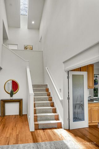 7619 NE 125th Street, Kirkland, WA 98034