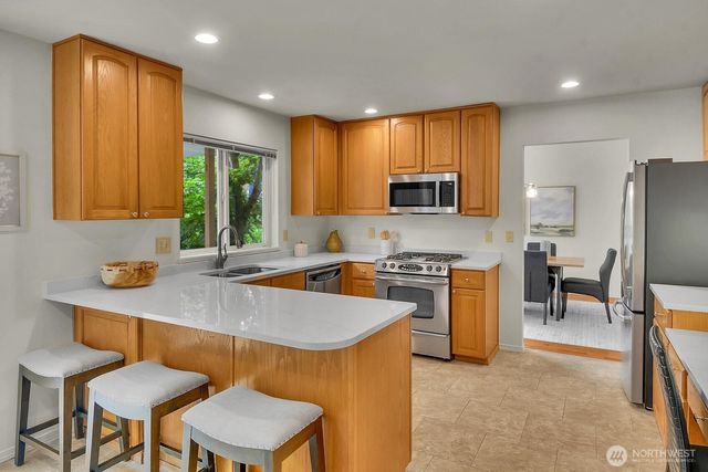 7619 NE 125th Street, Kirkland, WA 98034