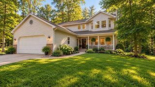 7660 56th Ave, Blendon Twp, MI 49426