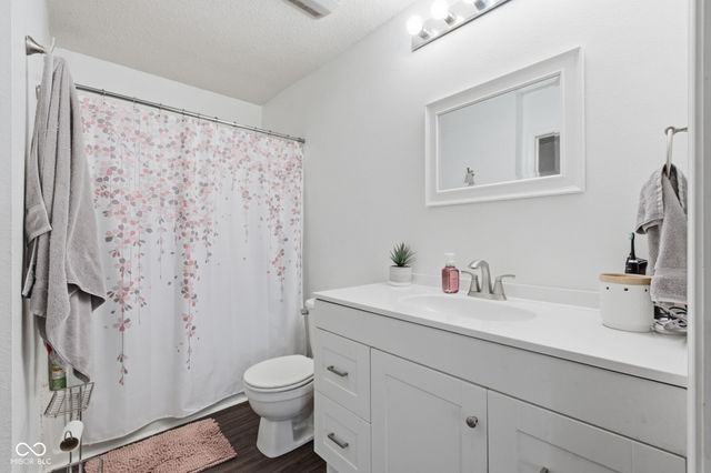 5405 Allero Drive, Indianapolis, IN 46237