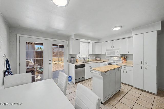3998 S Evergreen Avenue, Tucson, AZ 85730