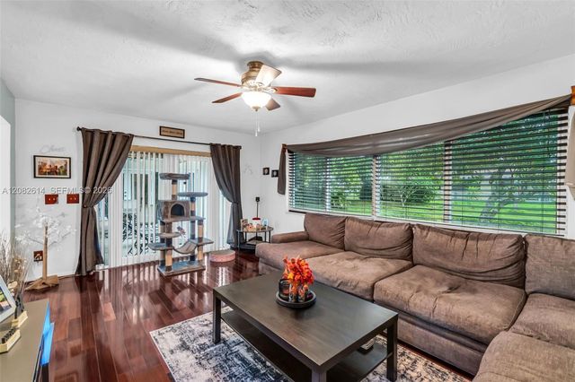 11804 SW 54th Street, Cooper City, FL 33330