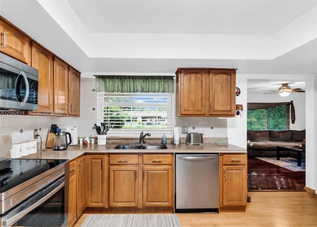 11804 SW 54th Street, Cooper City, FL 33330