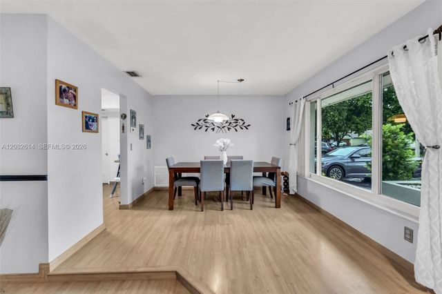 11804 SW 54th Street, Cooper City, FL 33330