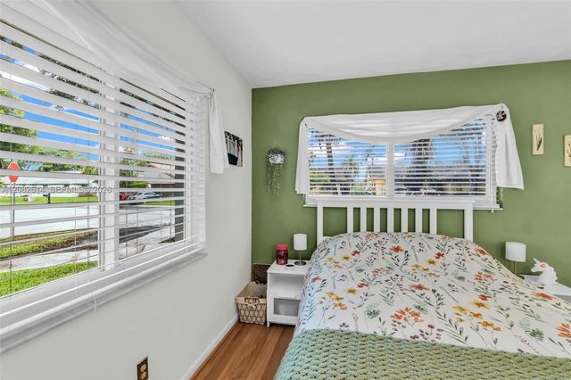 11804 SW 54th Street, Cooper City, FL 33330