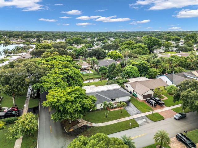 11804 SW 54th Street, Cooper City, FL 33330