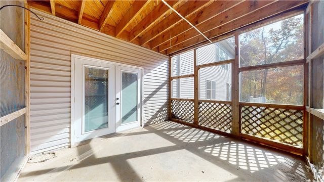 13780 Crazy Horse Drive, Rogers, AR 72758