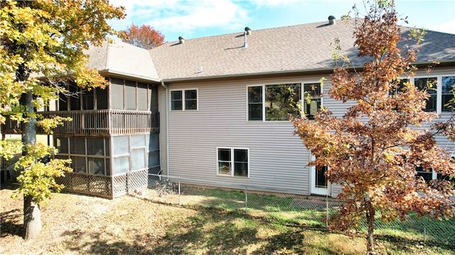 13780 Crazy Horse Drive, Rogers, AR 72758