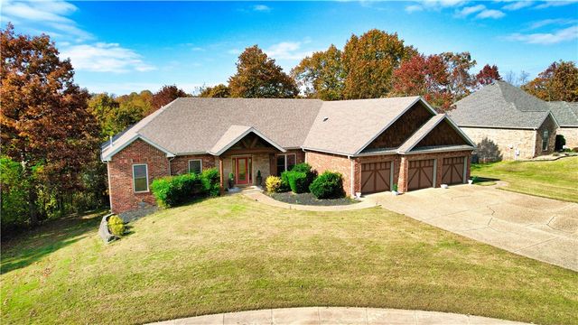 13780 Crazy Horse Drive, Rogers, AR 72758