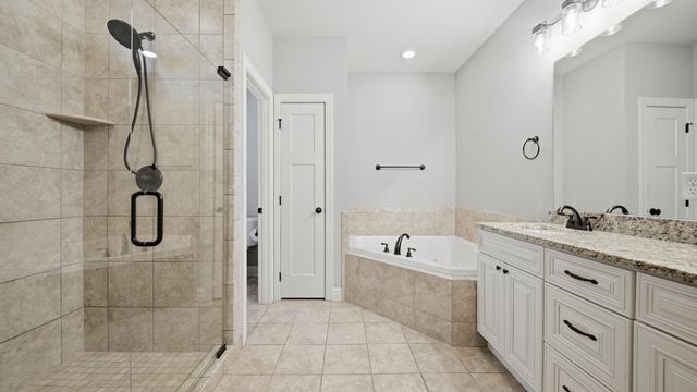 6911 Village Lake Circle, East Ridge, TN 37412