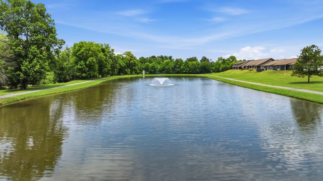 6911 Village Lake Circle, East Ridge, TN 37412