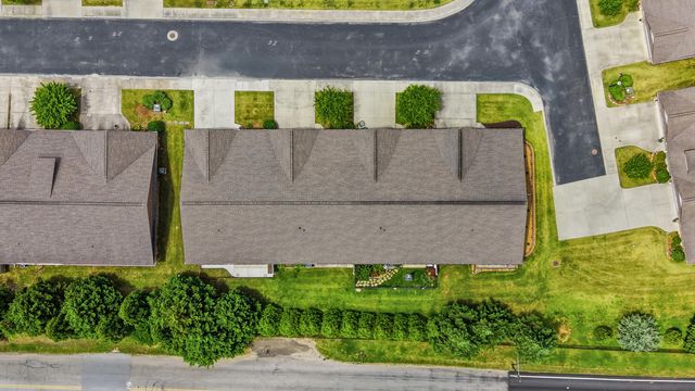 6911 Village Lake Circle, East Ridge, TN 37412