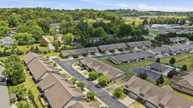6911 Village Lake Circle, East Ridge, TN 37412