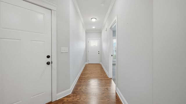 6911 Village Lake Circle, East Ridge, TN 37412