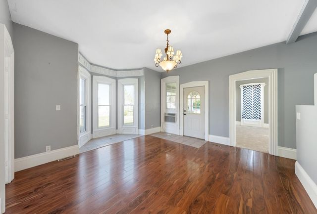 69 Mt Vernon Avenue, Fredericktown, OH 43019