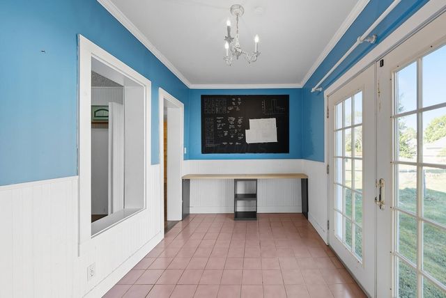 69 Mt Vernon Avenue, Fredericktown, OH 43019