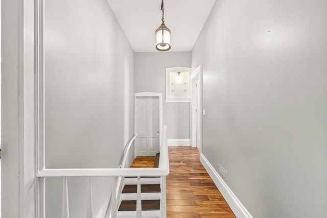 69 Mt Vernon Avenue, Fredericktown, OH 43019