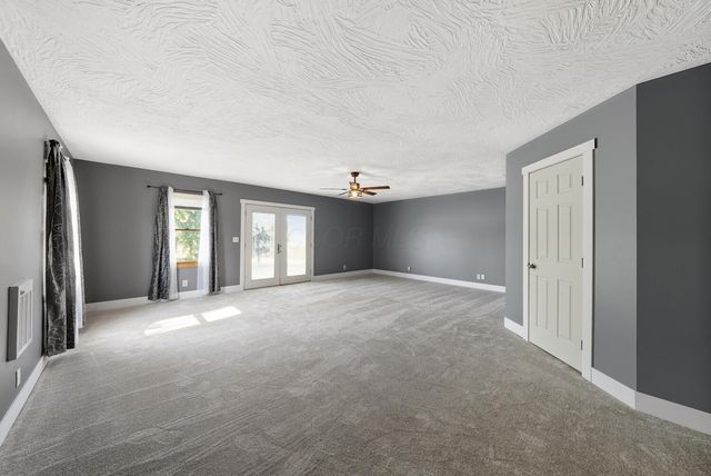 69 Mt Vernon Avenue, Fredericktown, OH 43019