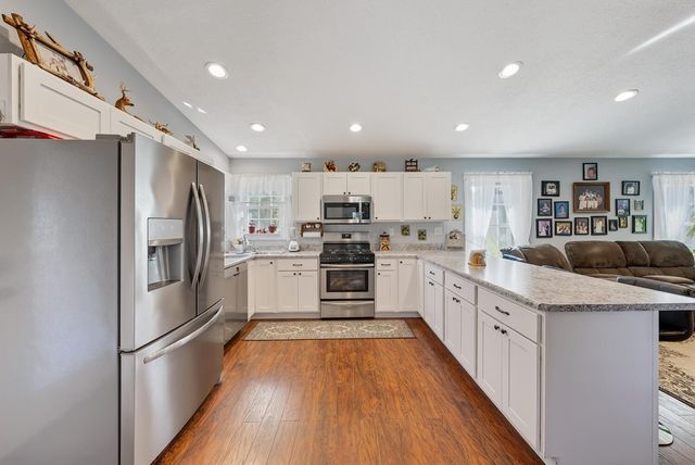 69 Mt Vernon Avenue, Fredericktown, OH 43019