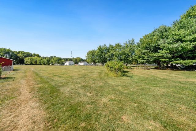 69 Mt Vernon Avenue, Fredericktown, OH 43019