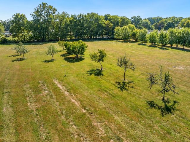 69 Mt Vernon Avenue, Fredericktown, OH 43019