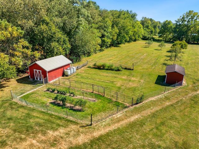 69 Mt Vernon Avenue, Fredericktown, OH 43019