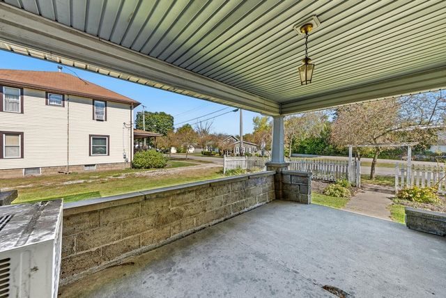 69 Mt Vernon Avenue, Fredericktown, OH 43019