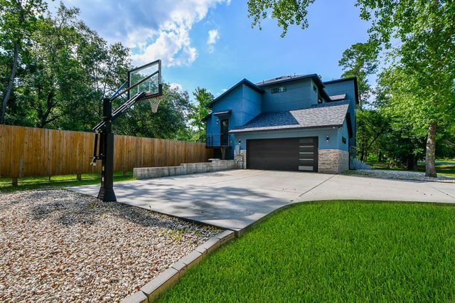 11007 Olde Mint House Lane, Tomball, TX 77375