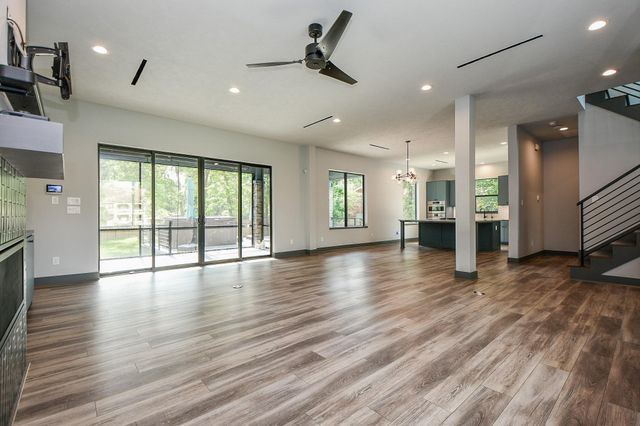 11007 Olde Mint House Lane, Tomball, TX 77375