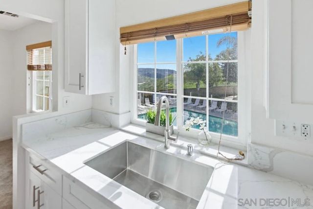 13317 Caminito Ciera 152, San Diego, CA 92129