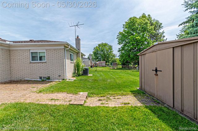 3628 Jennifer Drive, Sterling Heights, MI 48310