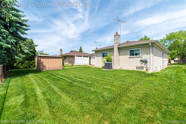 3628 Jennifer Drive, Sterling Heights, MI 48310