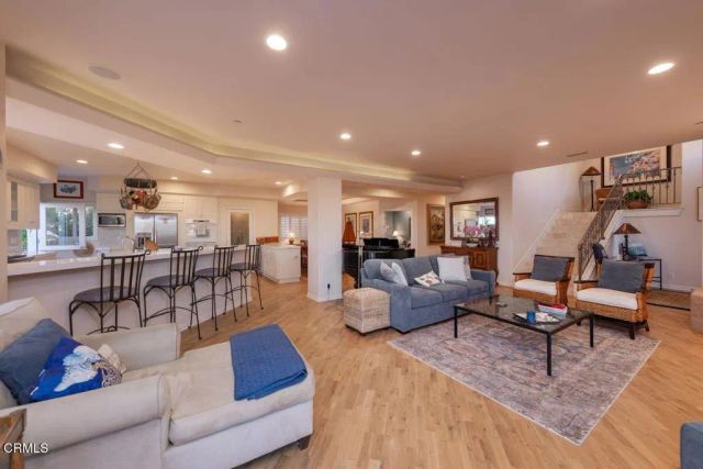 307 Artemisia Avenue, Ventura, CA 93001