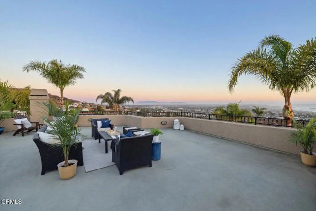 307 Artemisia Avenue, Ventura, CA 93001