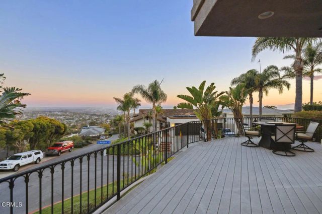 307 Artemisia Avenue, Ventura, CA 93001