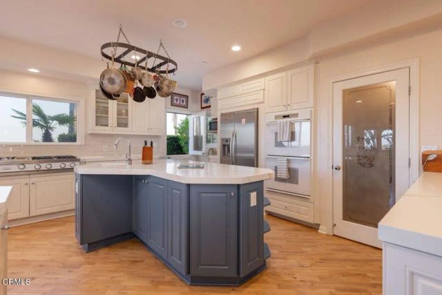 307 Artemisia Avenue, Ventura, CA 93001